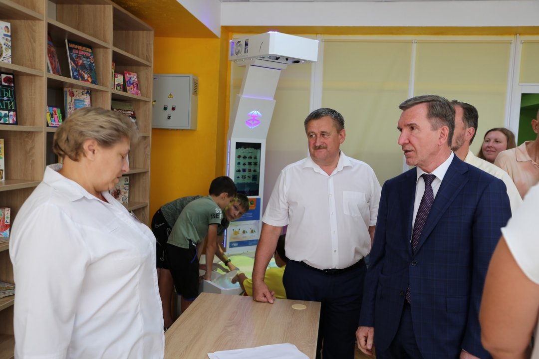 В Кашарском районе после модернизации по нацпроекту «Культура» открылись модельные библиотеки